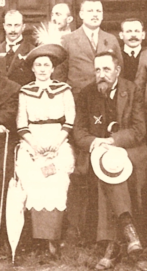 1920