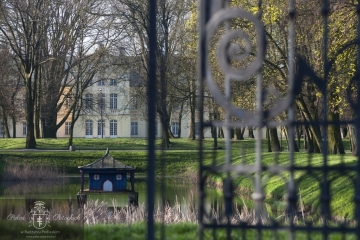 Pałac wiosną