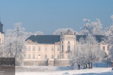Pałac Ptockich w Radzyniu Podlaskim - zima